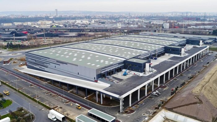 Depuis la plate-forme de Gennevilliers, Ikea teste déjà la livraison par la Seine. - © Ikea