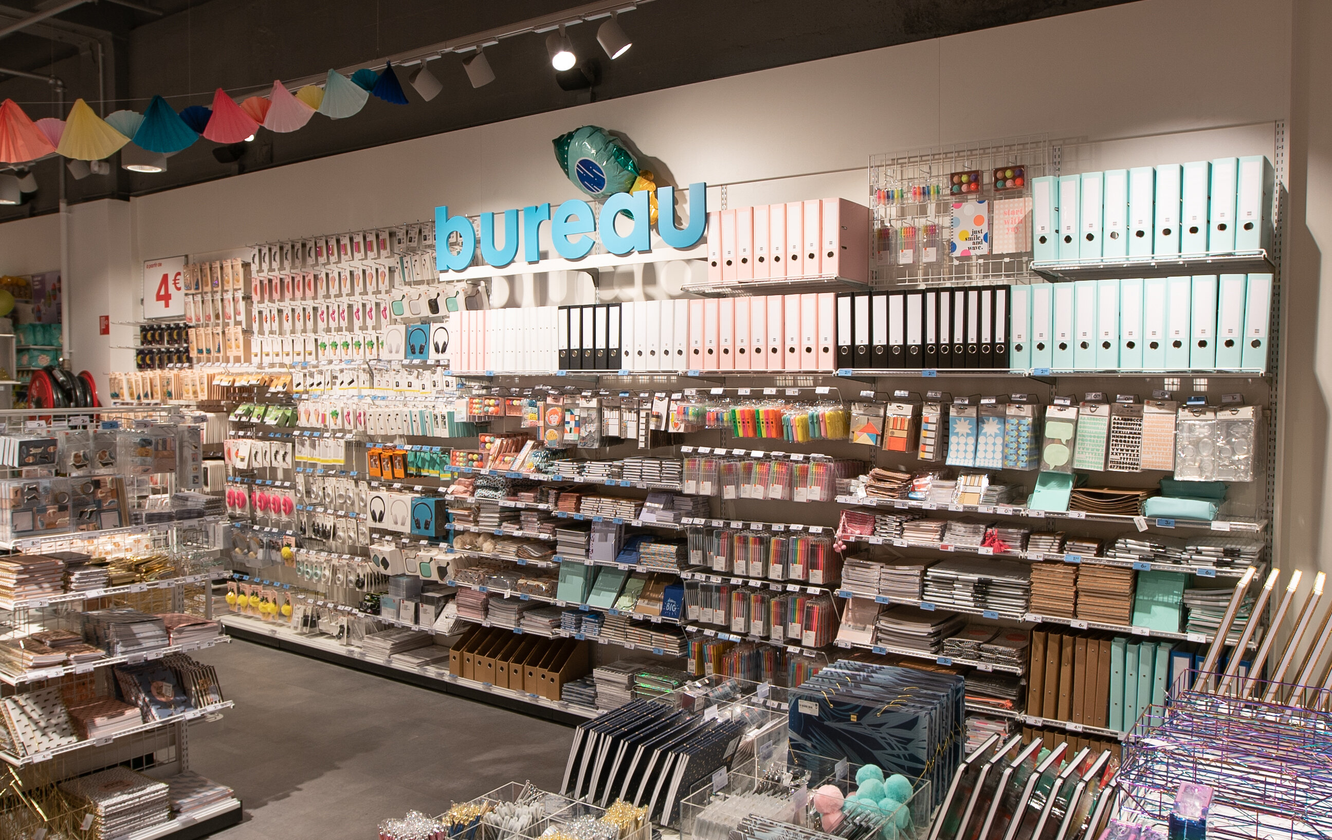 Hema ajuste son offre en magasin selon la zone de chalandise. - © Hema