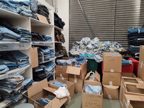 Eureka Fripe fait aussi de l&amp;#039;upcycling en transformant des jeans en short par exemple. - ©&amp;#160;Républik Retail