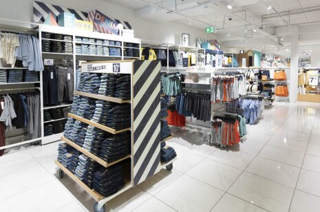 Les essentiels sont stockés en magasin. - ©&amp;#160;B Grossmann