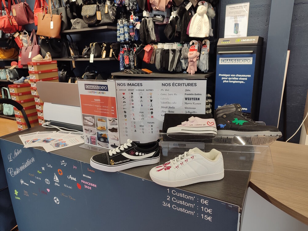 Le service de customisation rencontre un franc succès auprès des clients. - © Républik Retail / CC