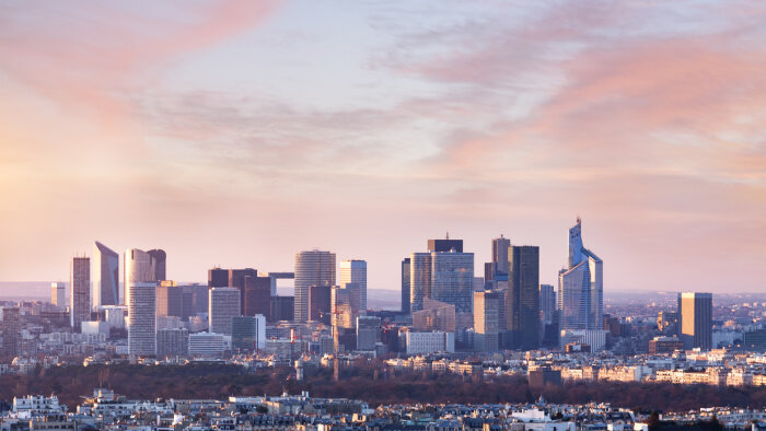 A La Défense, le taux moyen des mesures d’accompagnement atteint 30,8 %. - © Getty Images/iStockphoto NicoElNino