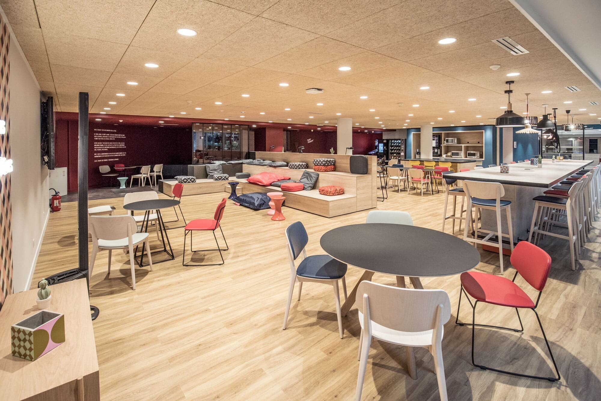La cafétéria du siège de TF1 - © D.R.