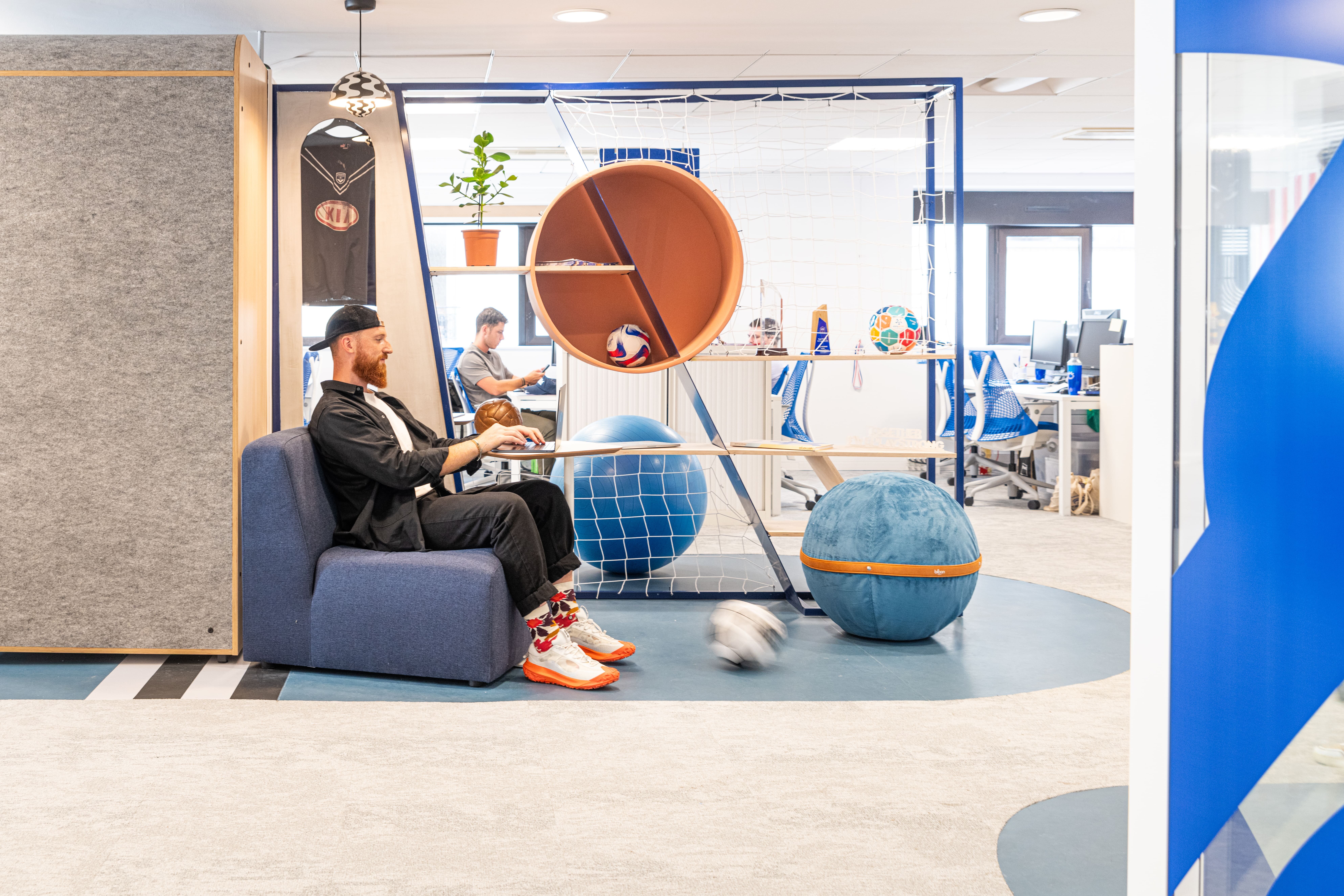 Les bureaux de la Fédération Française de Football par Yemanja. - © Jonathan Moyal