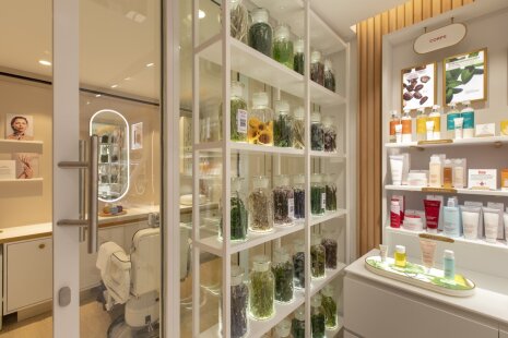 Un espace spa. - ©&amp;#160;Clarins
