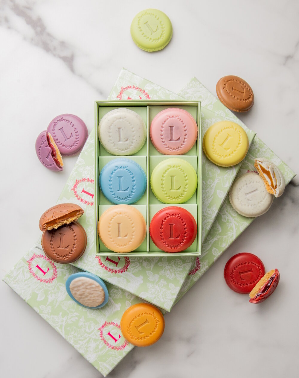 Ladurée propose depuis février une gourmandise chocolat, biscuit et coeur coulant. - © Ladurée