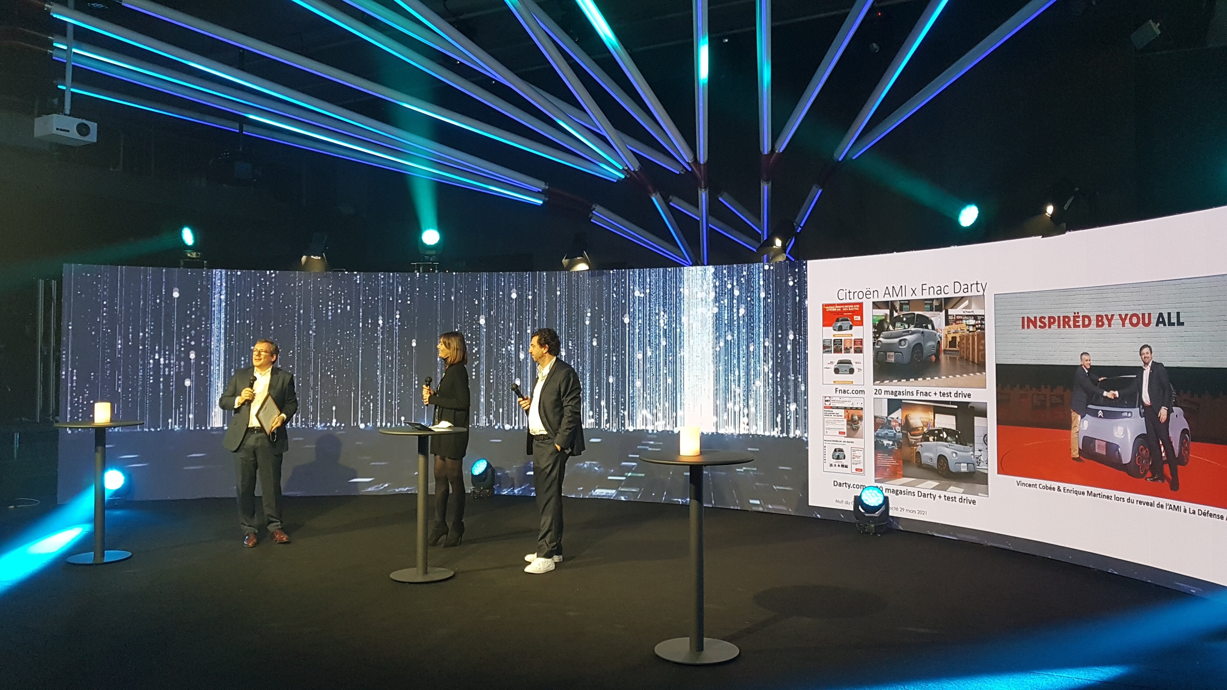 Fnac Darty et la vente de véhicules électriques remporte le prix du public. - © CC / Républik Retail