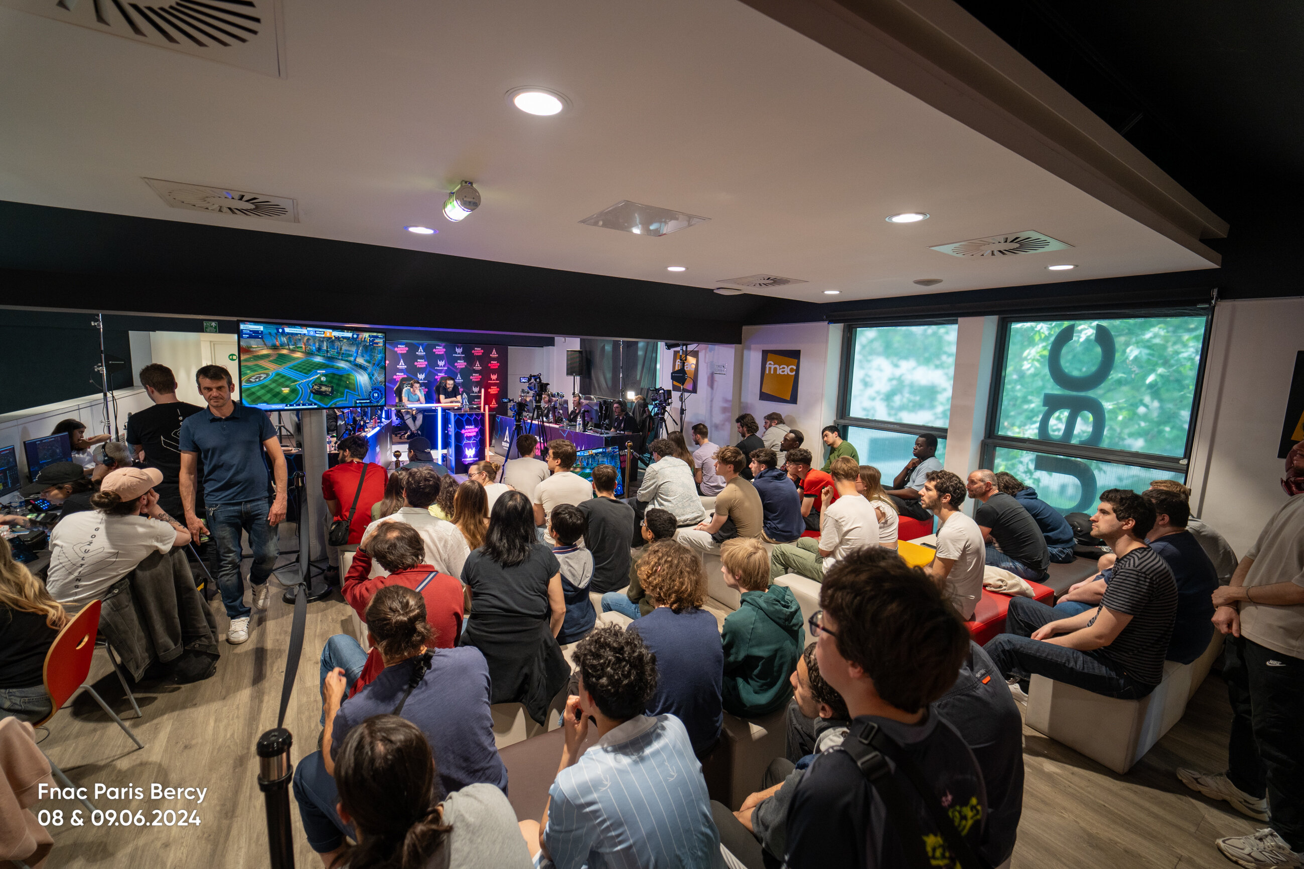 Le Fnac Gaming Tour anime la communauté des gamers dans toute la France. - © Fnac
