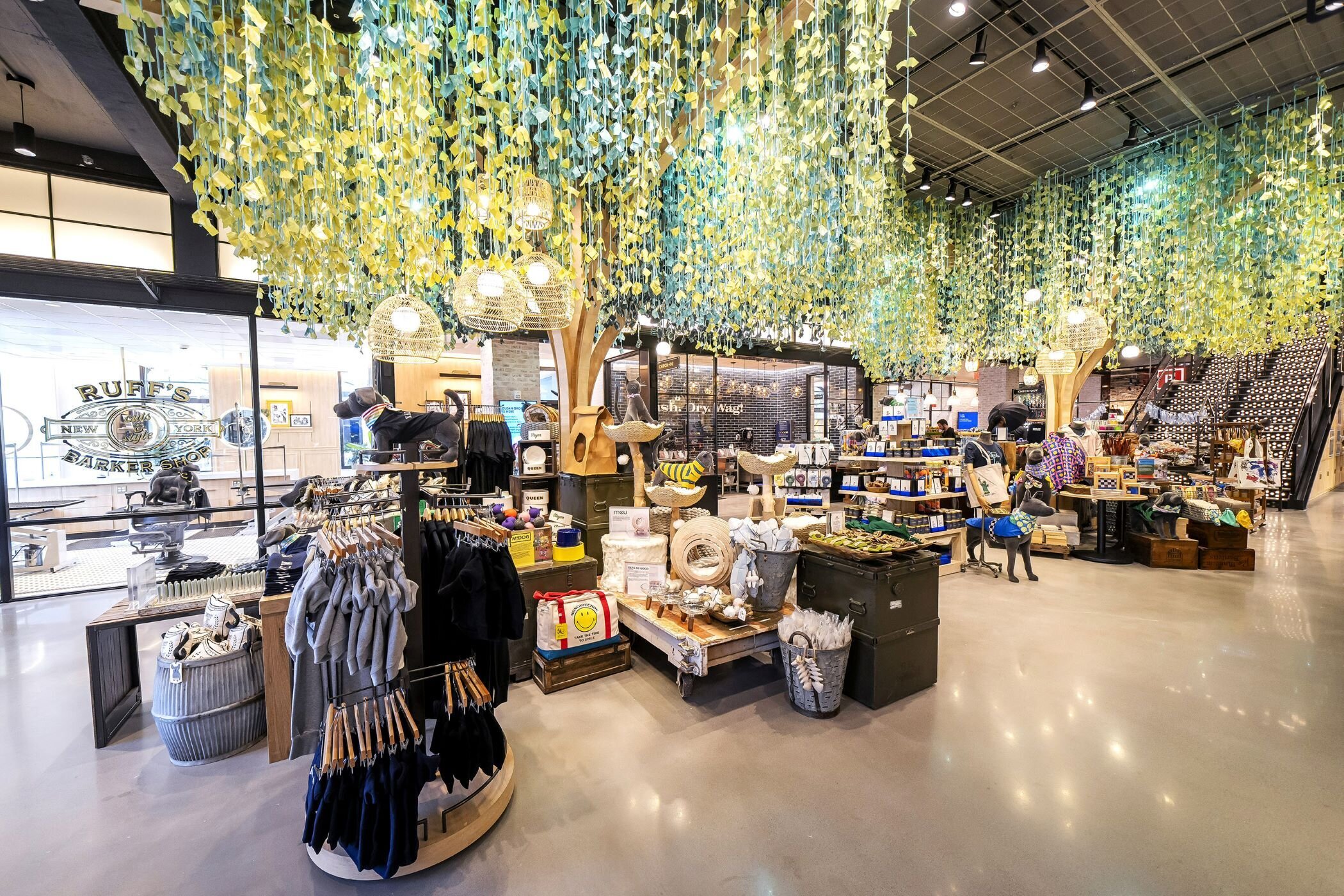 Petco a inauguré son nouveau magasin de soins pour animaux de compagnie.  - © D.R.