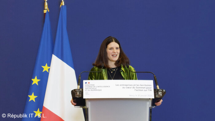 Clara Chappaz est Ministre déléguée chargée de l’Intelligence artificielle et du Numérique. - © Républik IT / B.L.