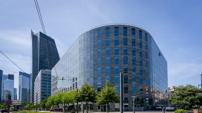 L’immeuble Adamas abrite le siège d’ISS France. - © GECINA - Myphotoagency / Farshid MOMAYEZ