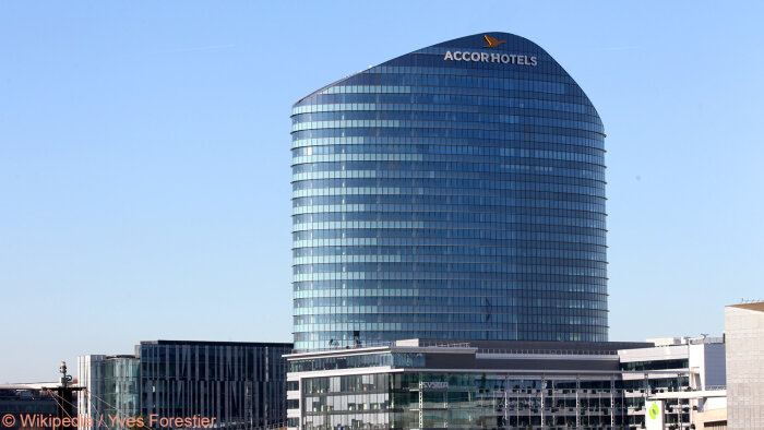 Le siège du groupe Accor, à Issy-Les-Moulineaux près de Paris.  - © Yves Forestier / Wikipedia