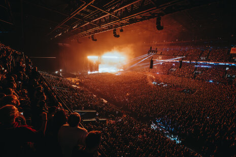 En configuration concert, Paris La Défense Arena peut accueillir jusqu&amp;#039;à 45 000 personnes. Ces événements réclament toute une mécanique de précision à instaurer très en amont - ©&amp;#160;D.R.