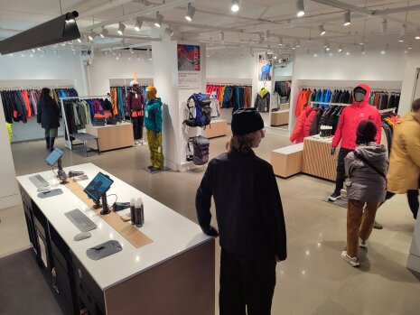 Espace Seconde Main - ©&amp;#160;Républik Retail / C.Chenevoy