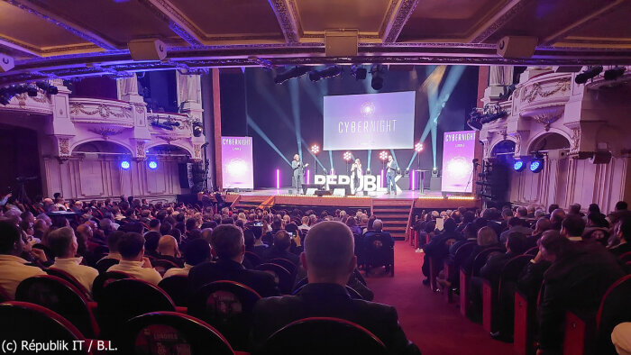 La Cyber Night s’est déroulée au Théâtre Mogador le soir du lundi 24 novembre 2025. - © Républik IT / B.L.