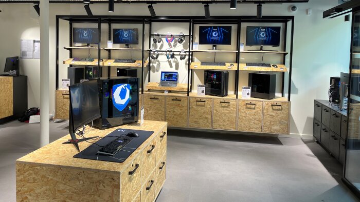 Le store met en avant le « ConfigoMatic », son assistant de création de PC sur mesure. - © D.R.