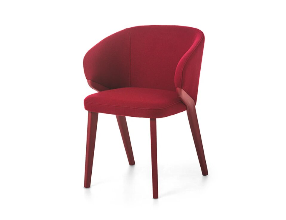 Le fauteuil Nora de chez Bross en Viva Magenta - © Bross