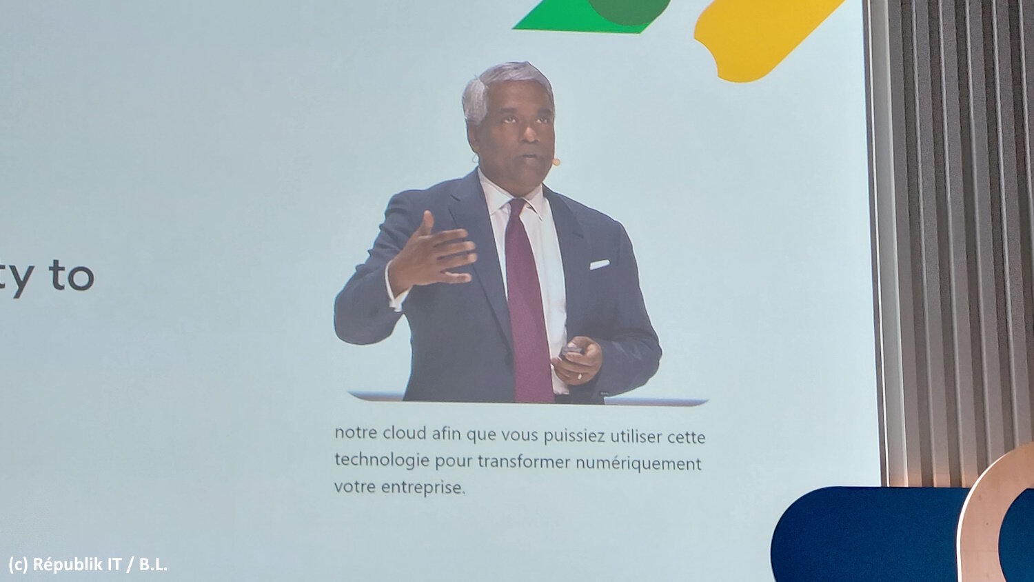 L’intervention de Thomas Kurian, CEO de Google Cloud, était traduite en temps réel par IA. - © Républik IT / B.L.