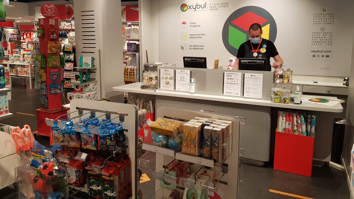 Les équipes du magain Oxybul de Paris Courcelles ont hâte de recevoir de nouveau leurs clients. - © CC / Républik Retail