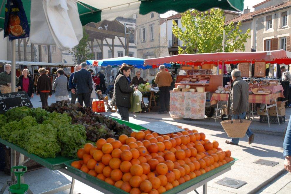 Les marchés s'animent au mois de mai | 7JAC