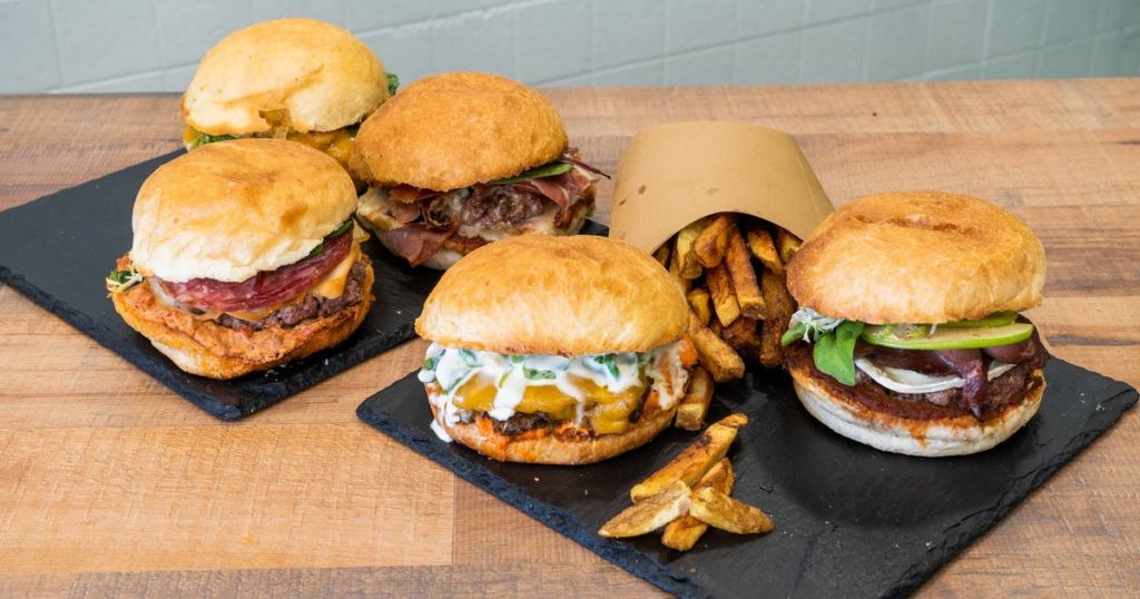 L'Art'Y Chaud Burgers