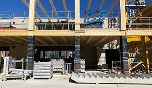 Trois leviers pour décarboner le parc social : hors-site, biosourcés et réemploi