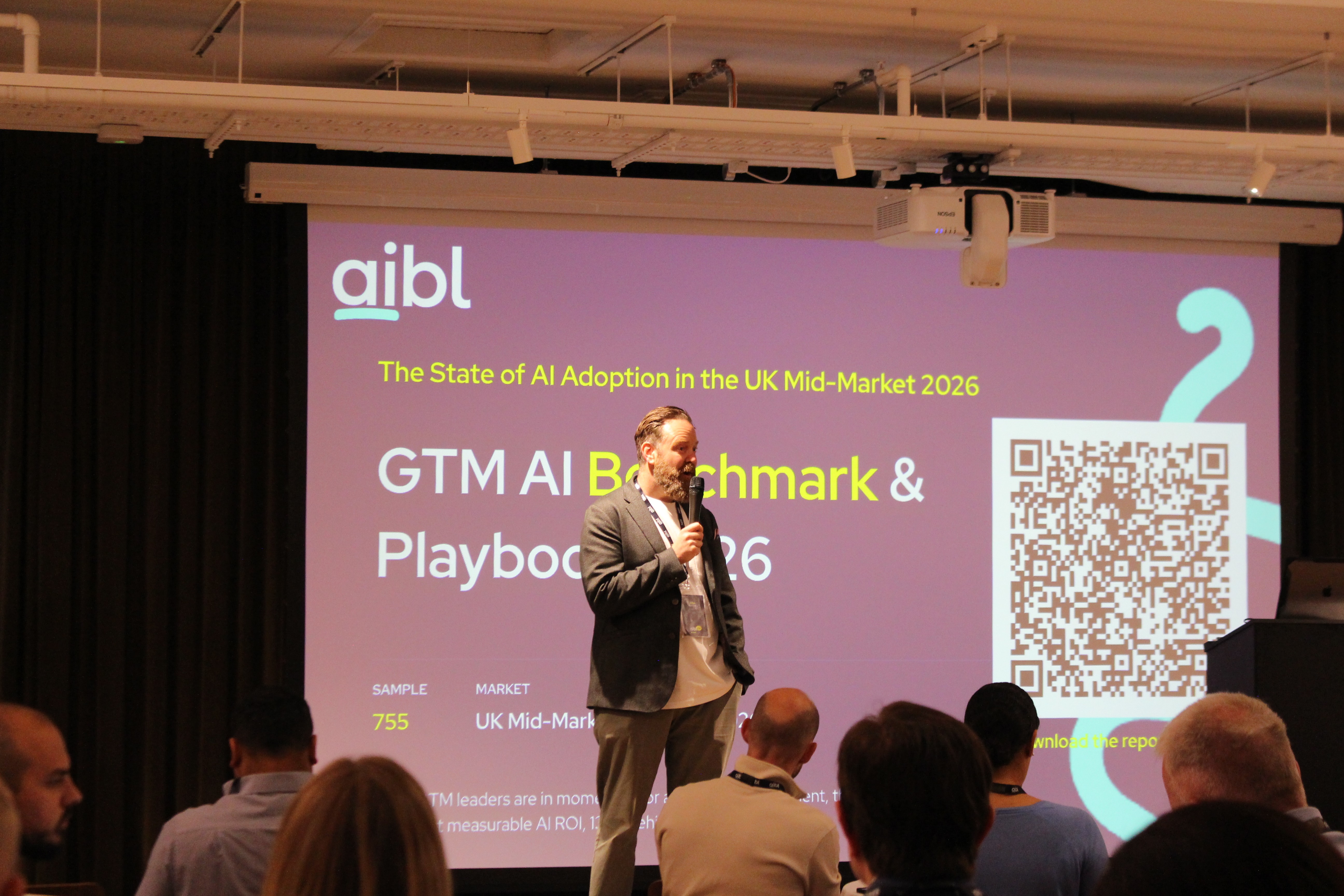 A gathering of senior sales, marketing and revenue leaders at an AI event