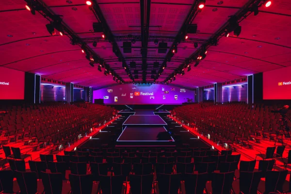 ESPACE_LENOTRE_YOUTUBE_FESTIVAL_CDL_2024_VIPARIS_004-%C2%A9Stephane%20Sby%20Balmy.jpg