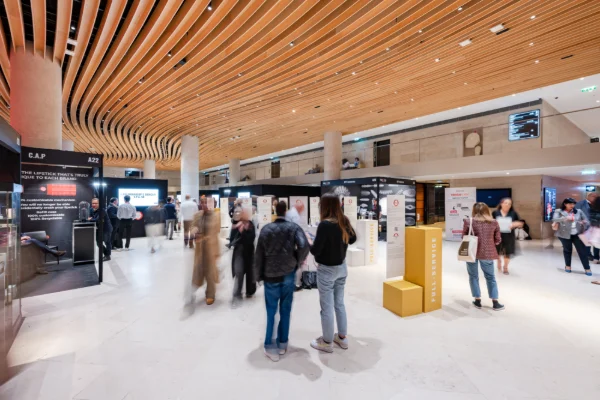 FOYER_MAKEUPINPARIS_CDL_2024_VIPARIS_001-%C2%A9MaximilienSporschill_VIPARIS.jpg